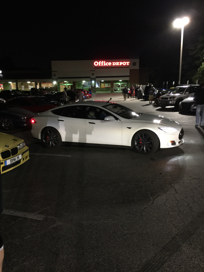 Illustration for article titled Went to a car meet last night, and made some friends.